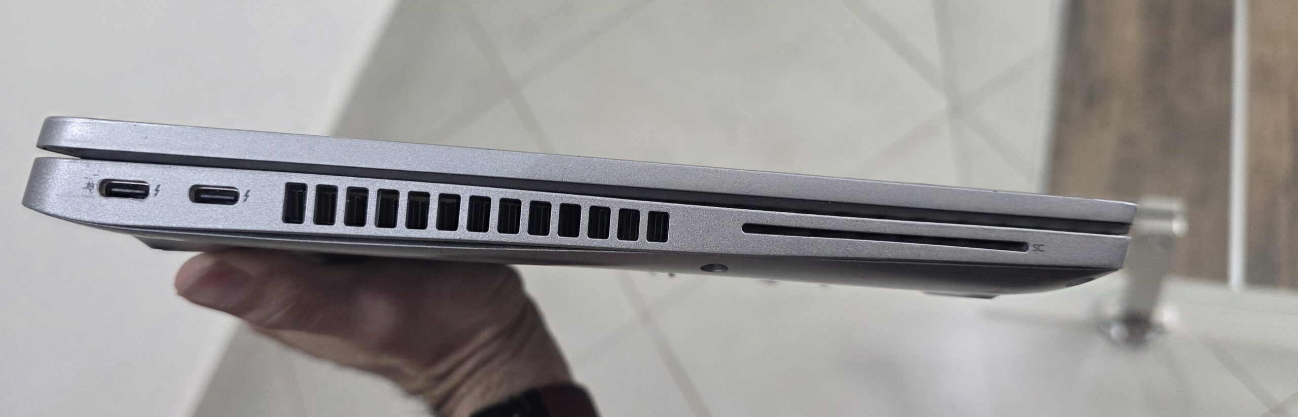 Laptop Dell Latitude 5420 Intel Core i5 11ª Gen / 16GB RAM / 256GB SSD / Windows 11 Pro - Imagen 3