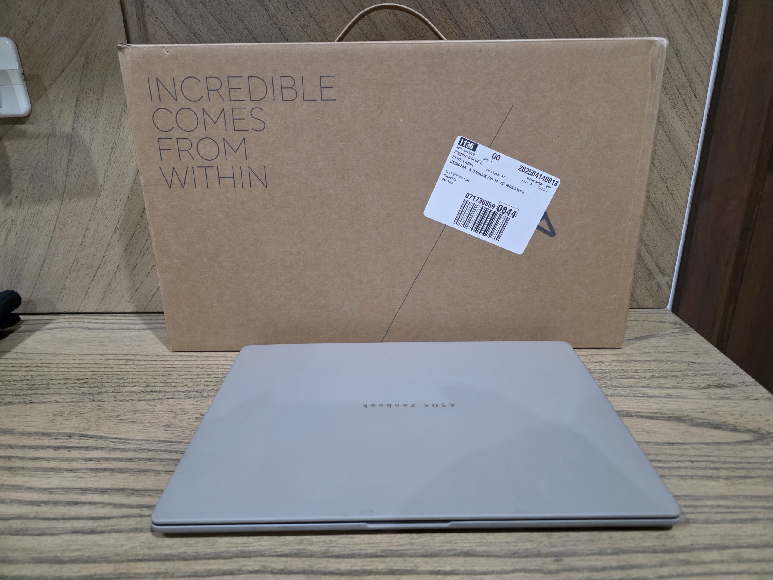 ASUS Zenbook 14 OLED (Snapdragon X) — 16 GB RAM / 512 GB SSD - Imagen 2
